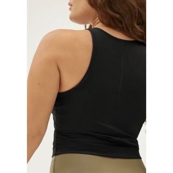Everlane The Perform Tank - Picture 1 of 7